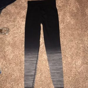 BLACK OMBRÉ LEGGINGS